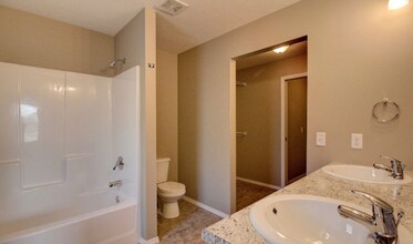 862 S Waco Ave in Springfield, MO - Building Photo - Building Photo