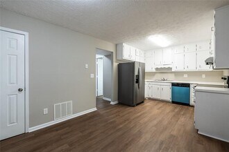 366 Haymarket Ln in Lawrenceville, GA - Building Photo - Building Photo