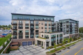 5220 Eden Ave in Edina, MN - Building Photo - Building Photo
