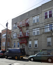 549 67th St in West New York, NJ - Building Photo - Building Photo