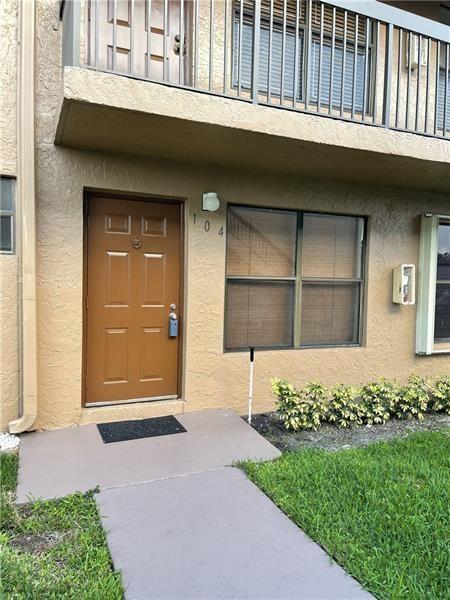 10054 Winding Lake Rd, Unit 104 in Sunrise, FL - Foto de edificio - Building Photo