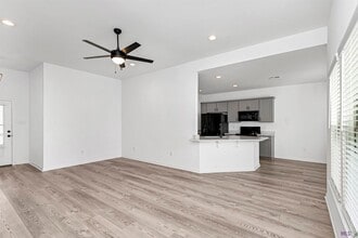 28307 Moreau Dr in Denham Springs, LA - Building Photo - Building Photo