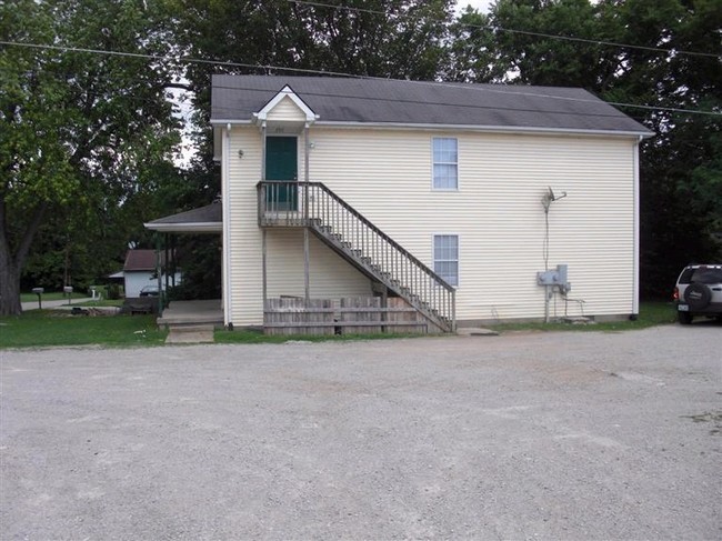 287-297 Young St in Georgetown, KY - Foto de edificio - Building Photo