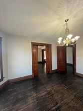 1044 N 8th St in Terre Haute, IN - Foto de edificio - Building Photo