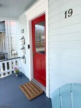 19 Sylvan Pl in Montclair, NJ - Building Photo - Building Photo