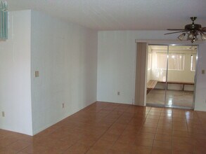 10439 Seawood Dr in El Paso, TX - Building Photo - Building Photo