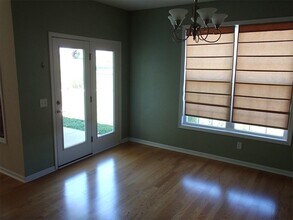 1028 Burton Pl in Manhattan, KS - Building Photo - Building Photo