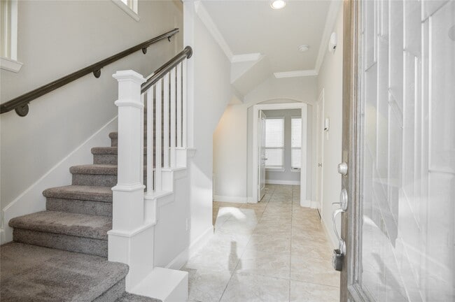 property at 9624 Cambridge Manor Ln