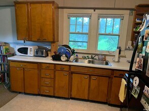 2607 Rockport Rd in Bloomington, IN - Building Photo - Building Photo