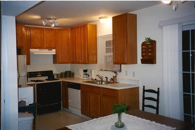 305 Furnace Dr, Unit 305B in Zelienople, PA - Building Photo - Building Photo