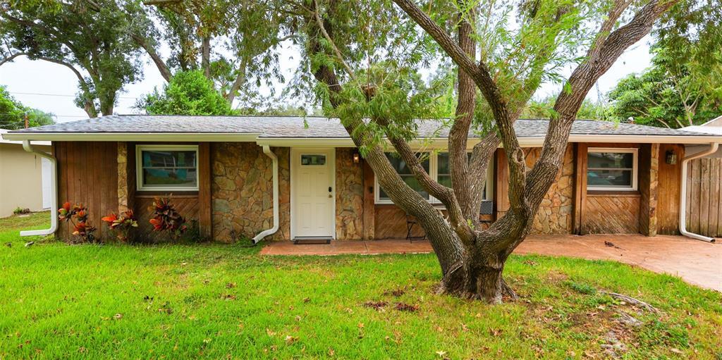 2227 Granger Dr in Clearwater, FL - Building Photo