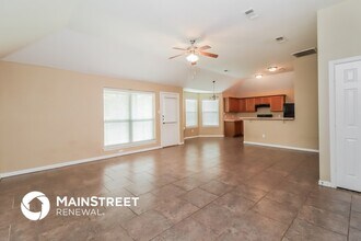 129 Currie Ct in Crowley, TX - Foto de edificio - Building Photo