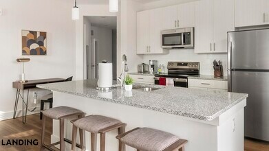 11122 Hambright Jct Dr, Unit F205 in Huntersville, NC - Building Photo - Building Photo