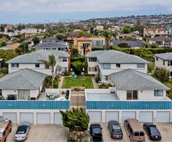 124 Palos Verdes Blvd Apartments