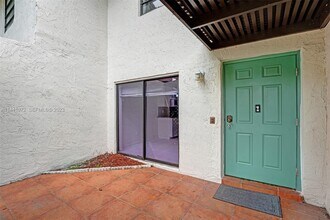 21785 Cypress Dr in Boca Raton, FL - Building Photo - Building Photo