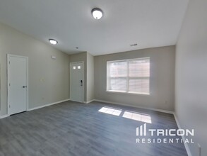 2806 Driving Wind Way in Indianapolis, IN - Building Photo - Building Photo