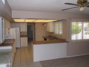 18002 N 135th Dr in Sun City West, AZ - Building Photo - Building Photo