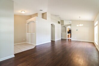 11510 Misty Isle Ln in Riverview, FL - Building Photo - Building Photo