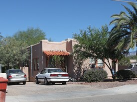 4367-4371 E Seneca St in Tucson, AZ - Building Photo
