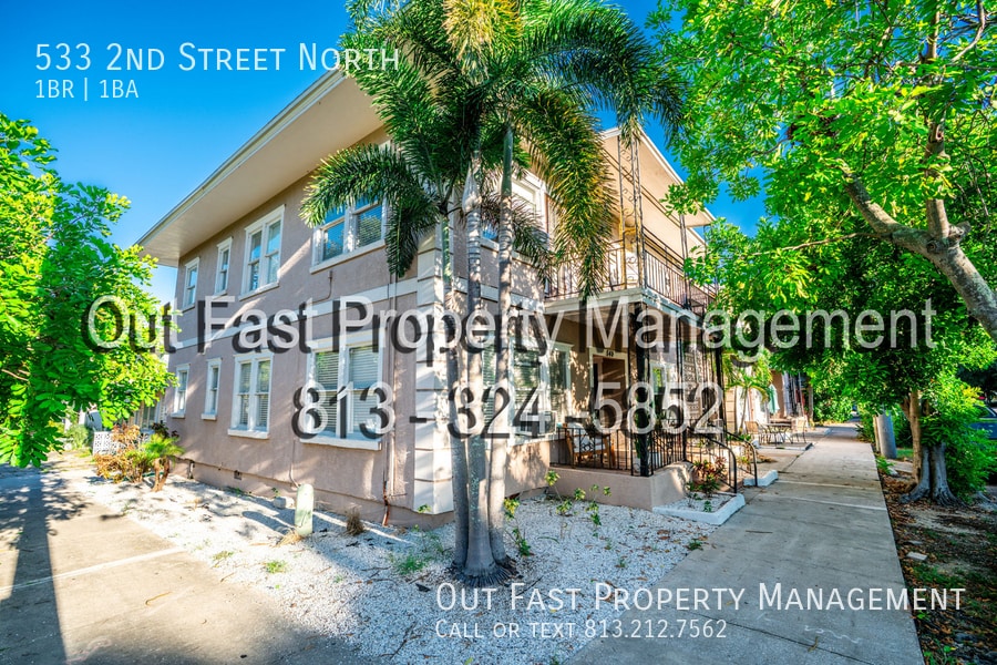 533 2nd St N in St. Petersburg, FL - Building Photo