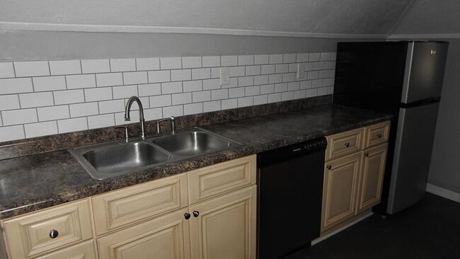 425 N Morse Ave in Liberty, MO - Building Photo - Building Photo
