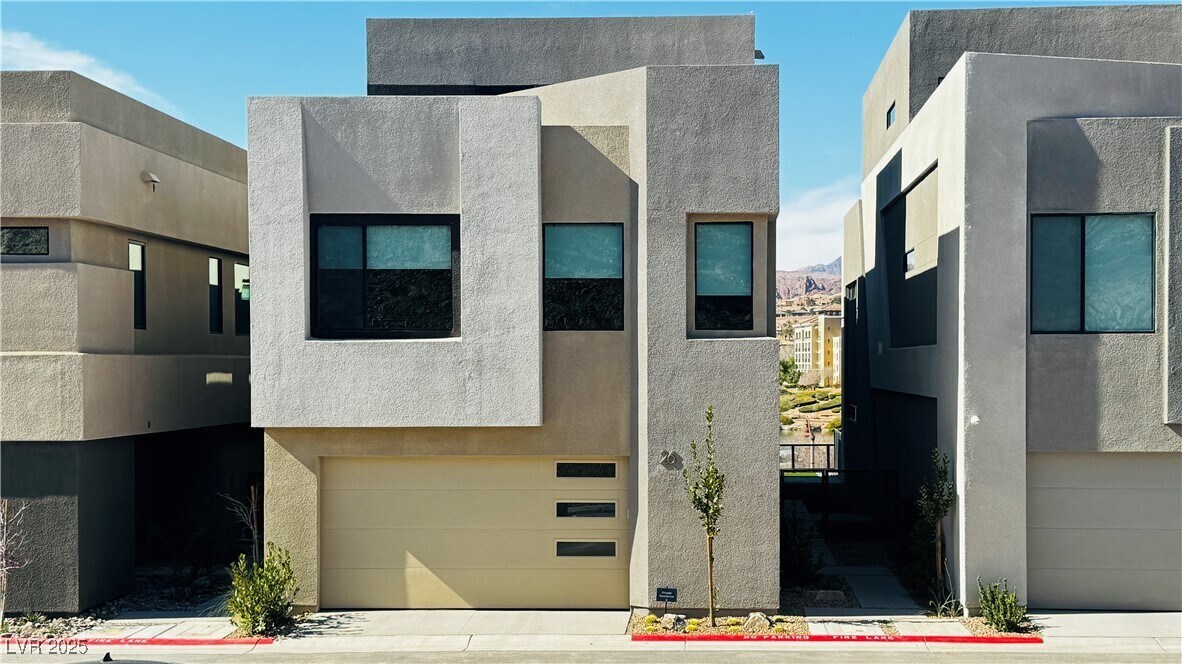 26 Promenade Isle Ln in Henderson, NV - Building Photo