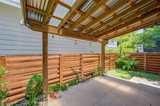 3000 Prado St in Austin, TX - Building Photo - Building Photo