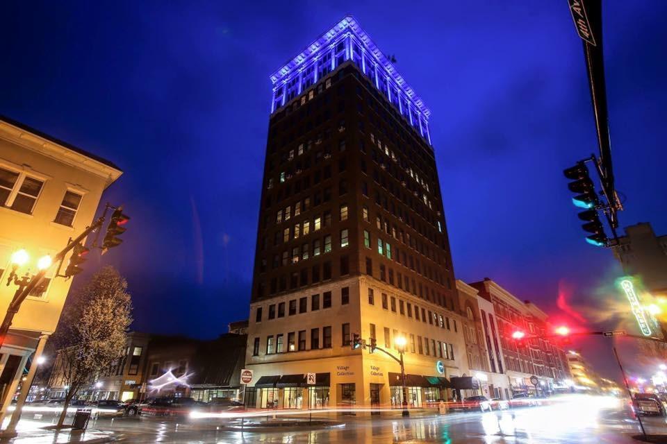 910 4th Ave in Huntington, WV - Building Photo