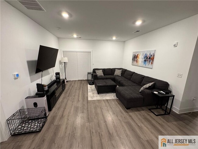 property at 1112 Vanderbergh Blvd