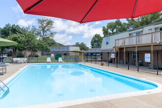 The Woods Apartments in Jeffersonville, IN - Building Photo - Other