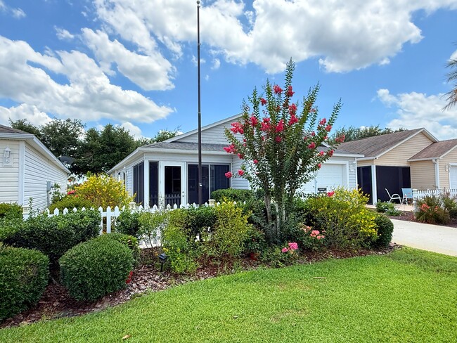 2004 Chesapeake Pl in the Villages, FL - Building Photo - Building Photo