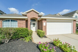 3863 Silver Hawk Dr in Katy, TX - Foto de edificio - Building Photo
