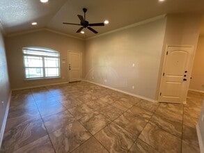 5800 Luminous Ln in Killeen, TX - Building Photo - Building Photo