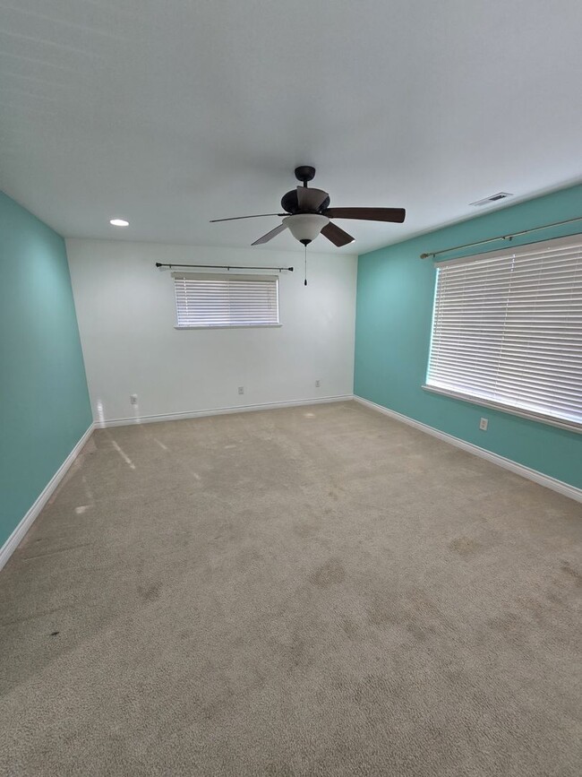 4281 Spring Creek Ln in Bellingham, WA - Building Photo - Building Photo