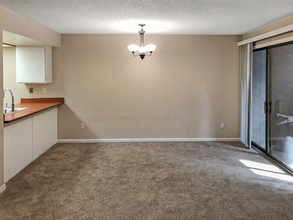 14076 E Stanford Cir in Aurora, CO - Building Photo - Building Photo