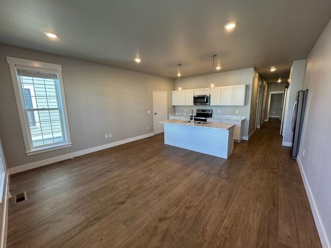 6120 Elysian Rd in Billings, MT - Building Photo - Building Photo
