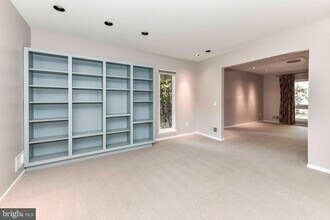 3318 Mantua Dr in Fairfax, VA - Building Photo - Building Photo