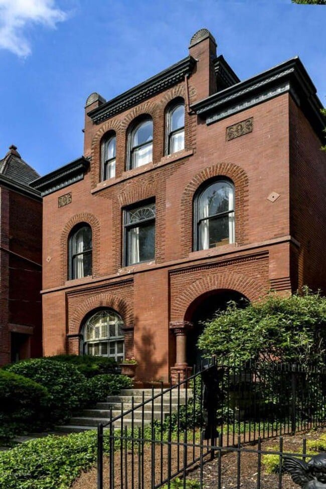 property at 1454 S 2nd St