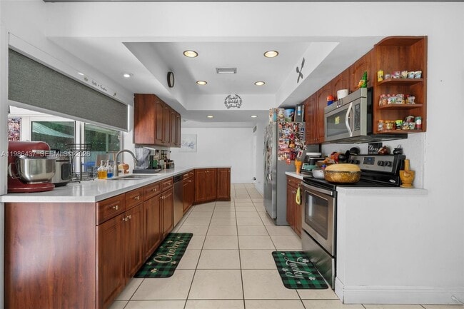 4306 Johnson St in Hollywood, FL - Building Photo - Building Photo