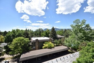 3420 Iris Ave in Boulder, CO - Building Photo - Building Photo
