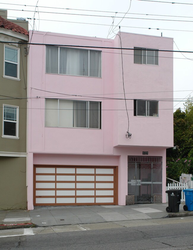 1721 Clement St in San Francisco, CA - Building Photo - Building Photo