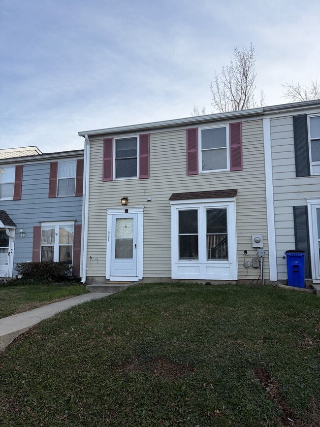 property at 1337 David Ln