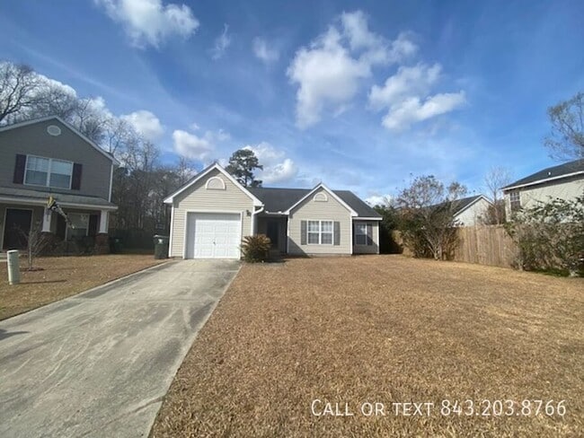 1604 Ashley Ct in Summerville, SC - Building Photo - Building Photo