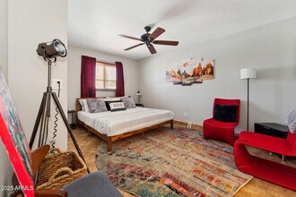 4251 N Miller Rd in Scottsdale, AZ - Building Photo - Building Photo