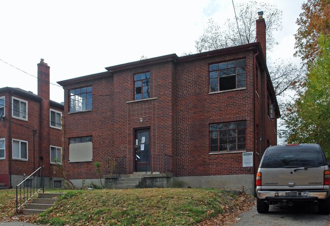 7769 Stillwell Rd in Cincinnati, OH - Foto de edificio - Building Photo