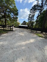 23732 Panky Ln in New Caney, TX - Building Photo