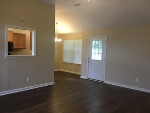 134 Aquinnah Dr in Pooler, GA - Building Photo - Building Photo