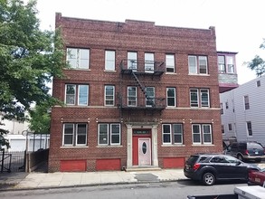 151-153 Parker St in Newark, NJ - Foto de edificio - Building Photo