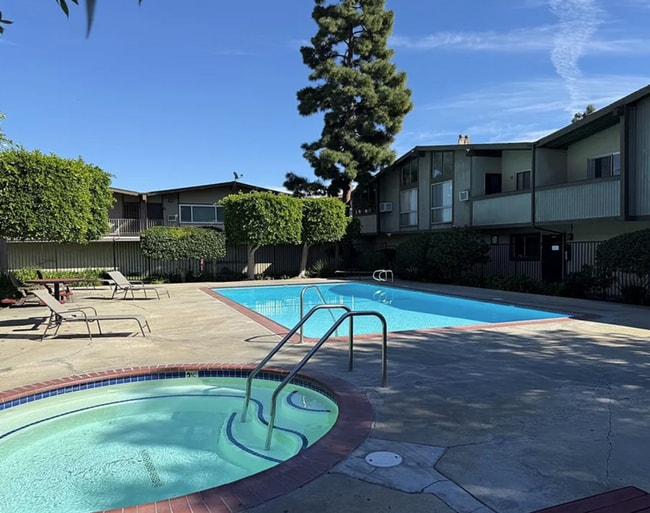 23318 Sesame St in Torrance, CA - Building Photo - Building Photo