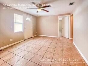 2137 Roselawn St in Sarasota, FL - Building Photo - Building Photo